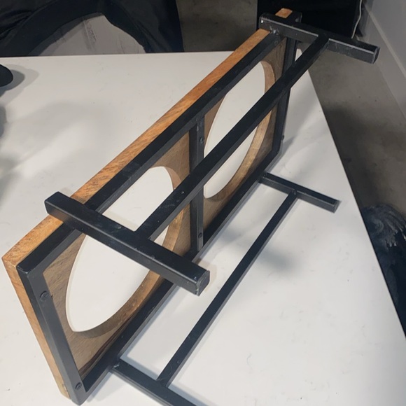 Dog Water & Food Bowl Stand (large) - Picture 2 of 2